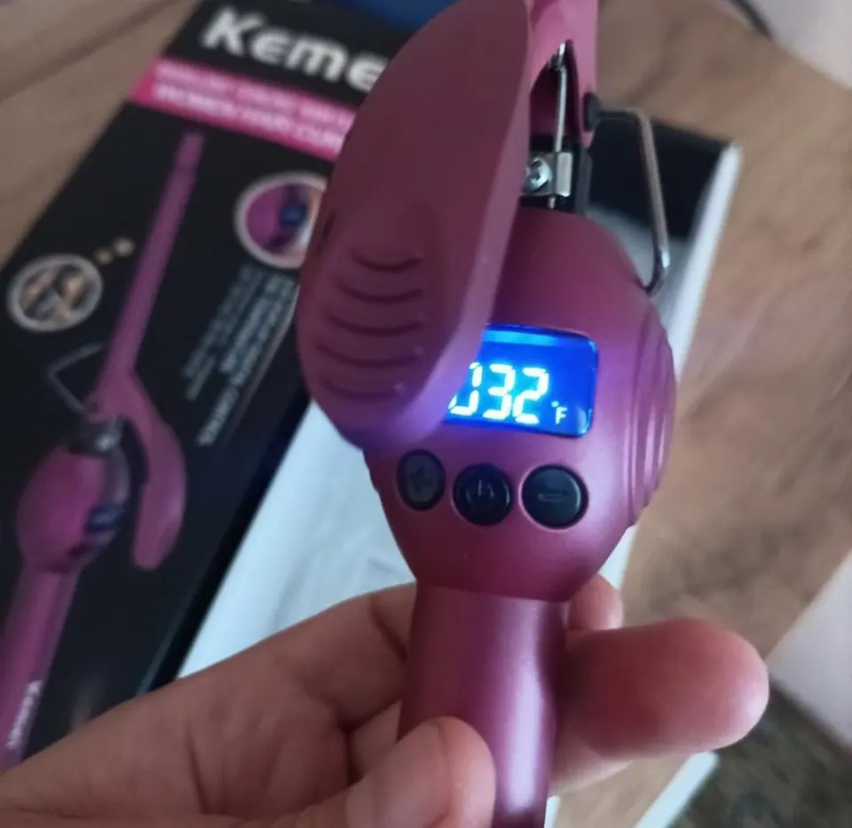 Фен фірми Kemei - фото 3