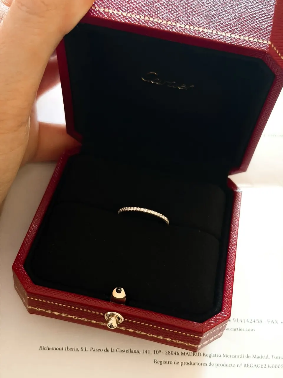 Кільце Cartier - ETINCELLE DE CARTIER WEDDING BAND, 1.5 MM WIDTH, PAVED