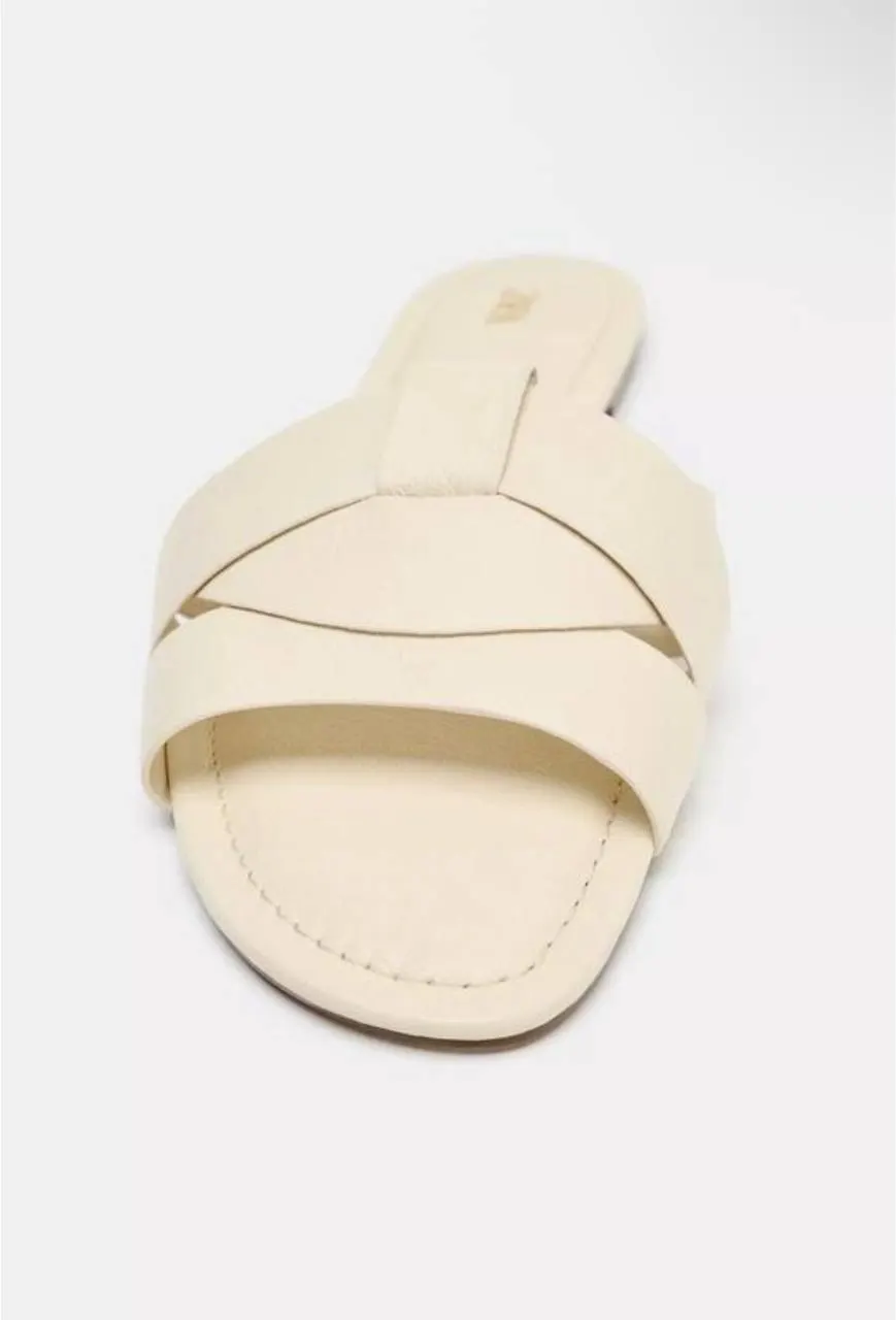 Жіночі шльопанці Zara ecru white 37 (24 см) зі шкіри - фото 3