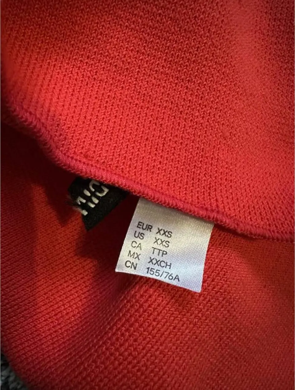 Топ жіночий H&M червоний на ґудзиках xxs - фото 5