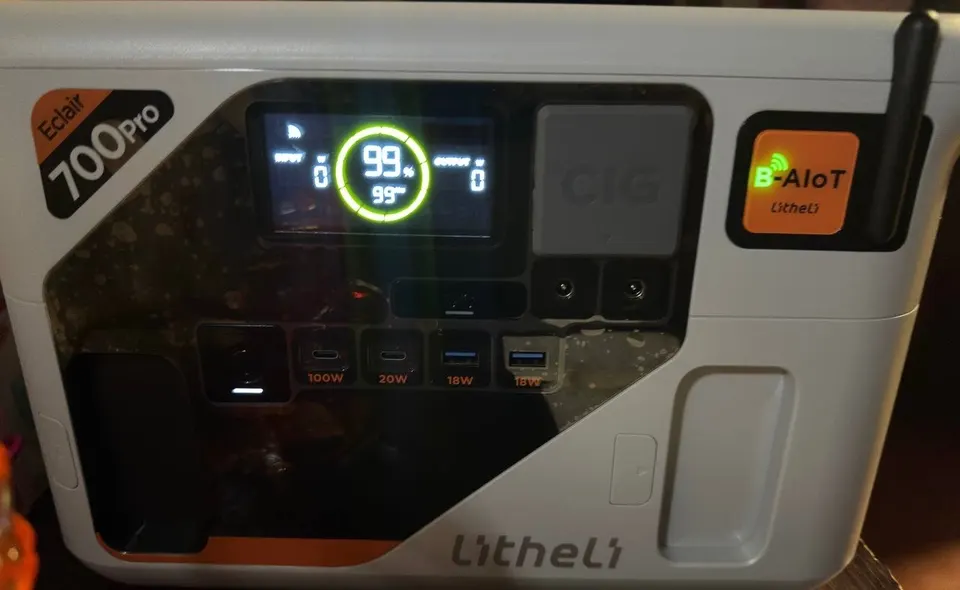 Зарядна станція Litheli Éclair B700 PRO