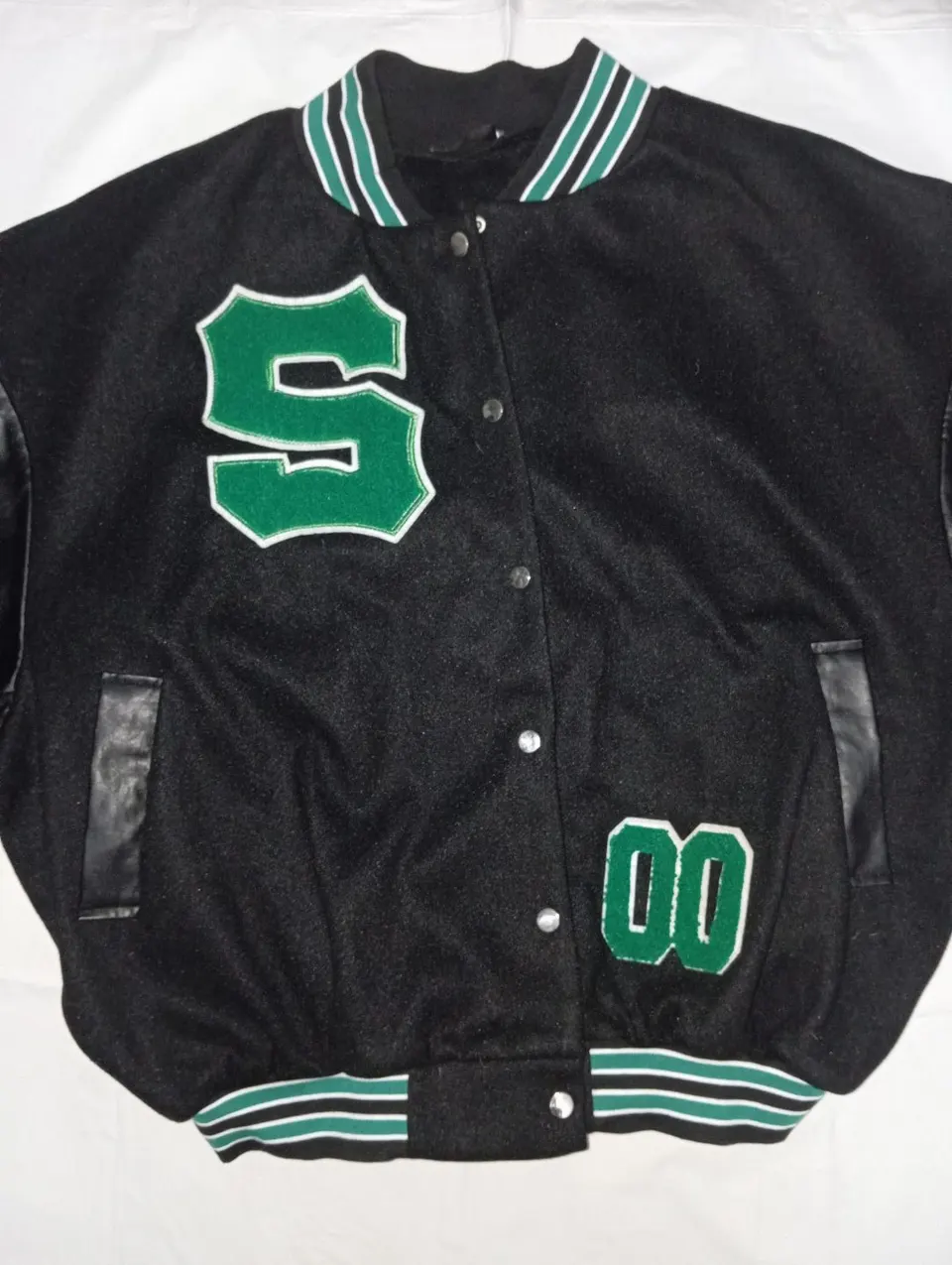 Нова унісекс оверсайз-куртка бомбер (varsity jacket) від бренда Shein - фото 3