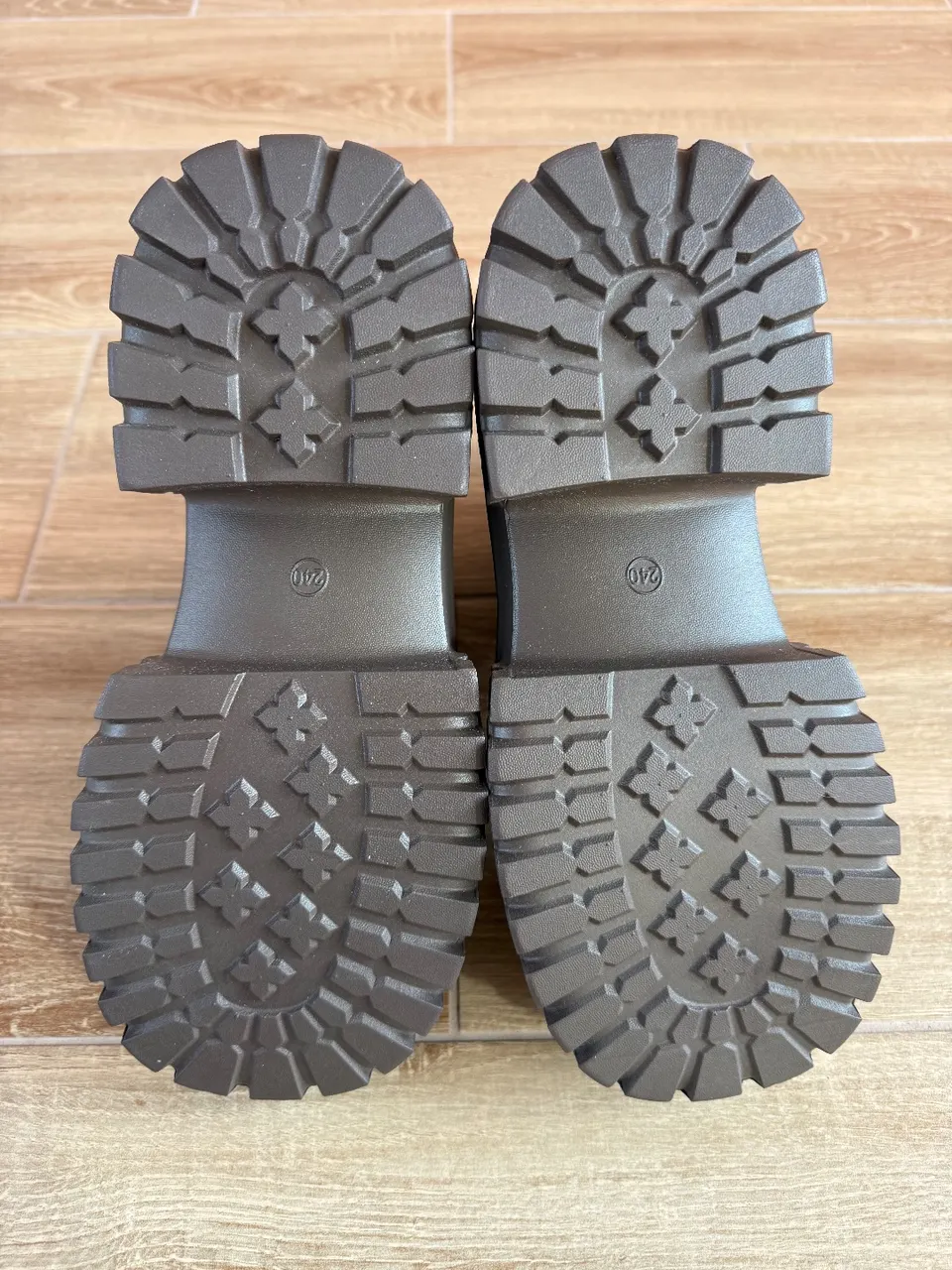 Чоботи в стилі Miu осінь/весна - фото 2
