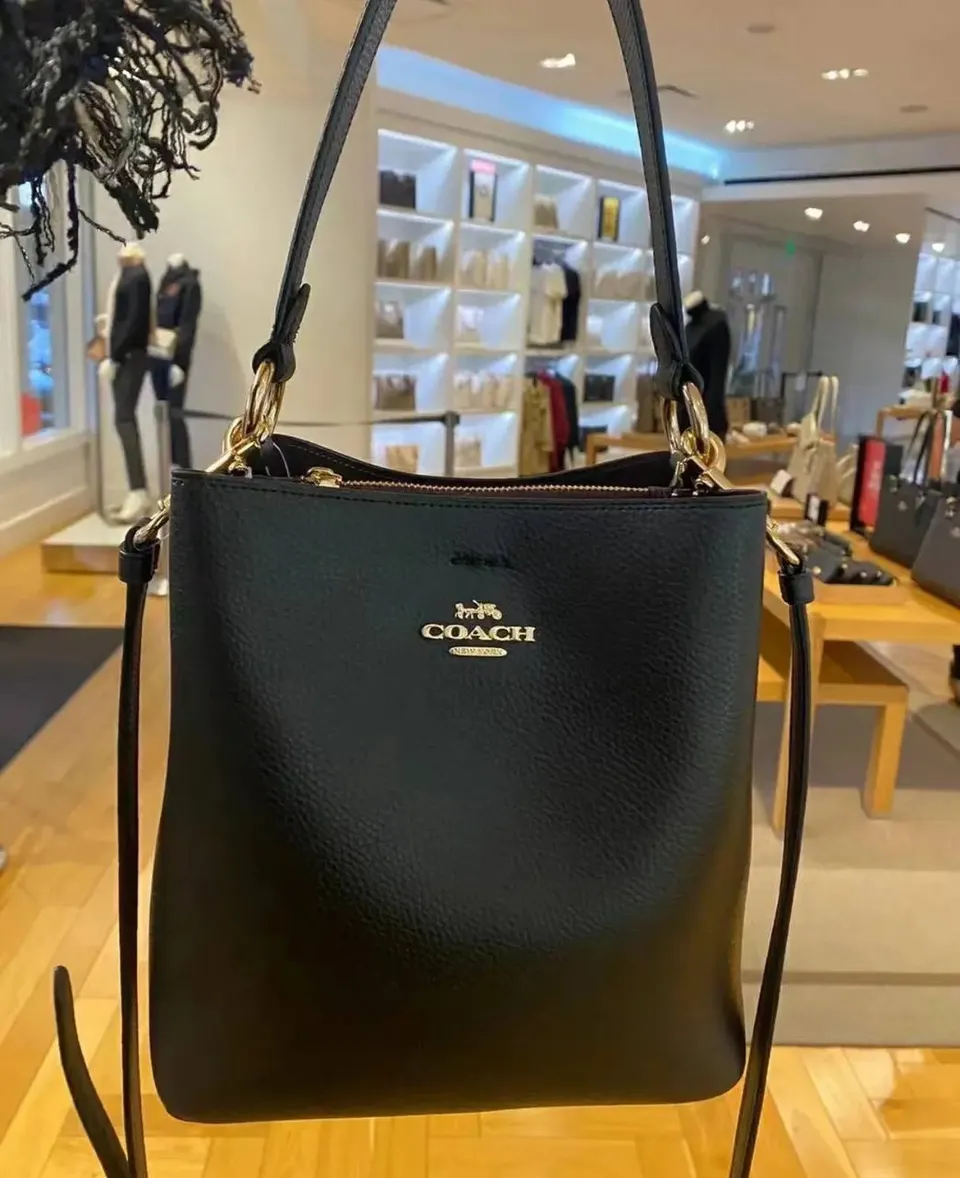 Сумка Coach Mollie Bucket Bag Оригінал  Шкіра , стан 100/10 ,