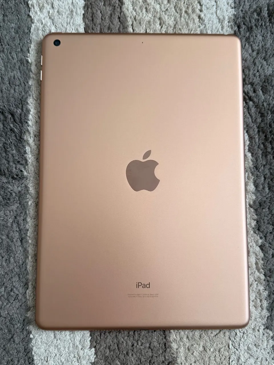 Apple iPad 7-го покоління 32 ГБ pink gold 10.2 - фото 3